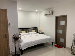 Tutaco Double Room with king bed & bath